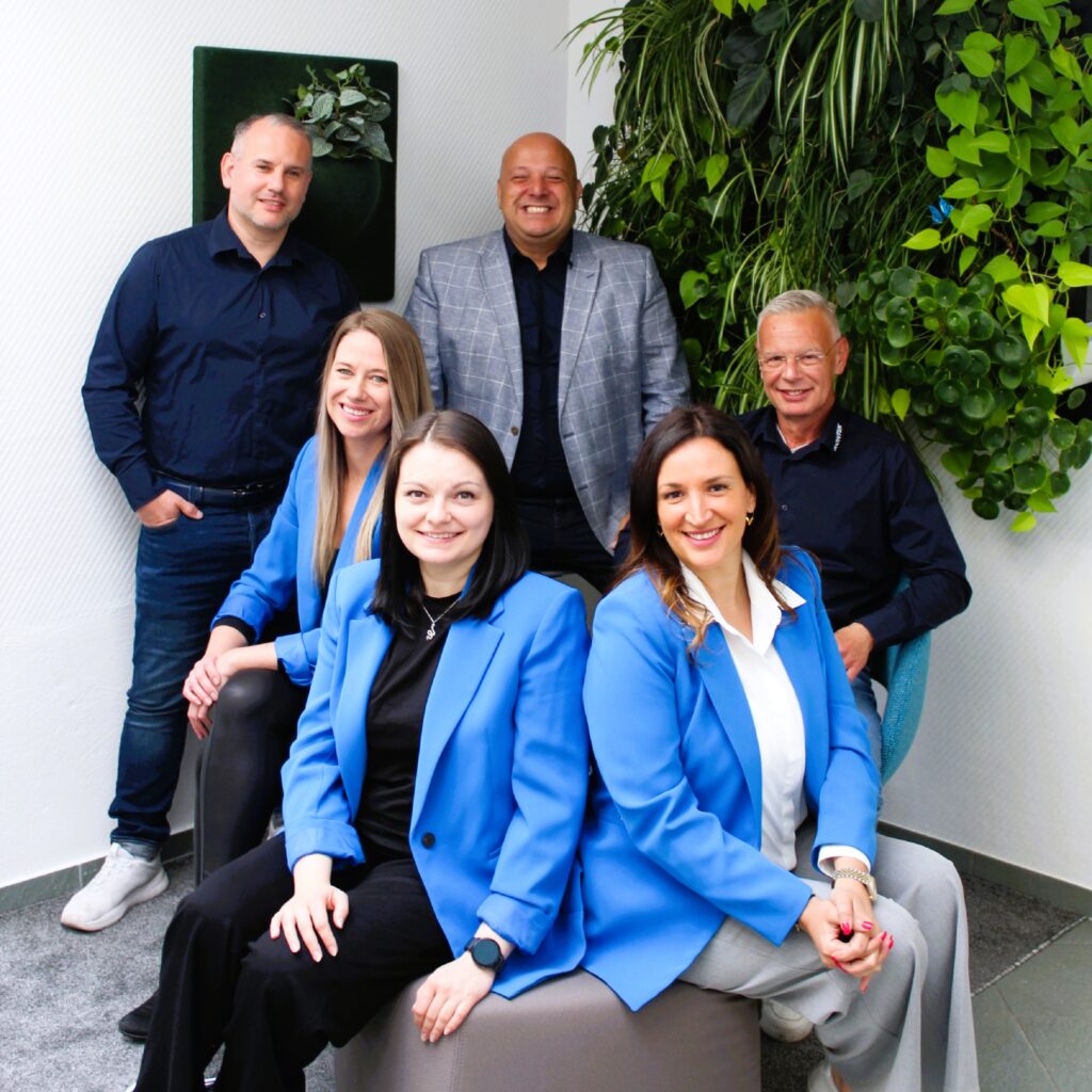 Das Team von der Kontek Objekteinrichtungs GmbH